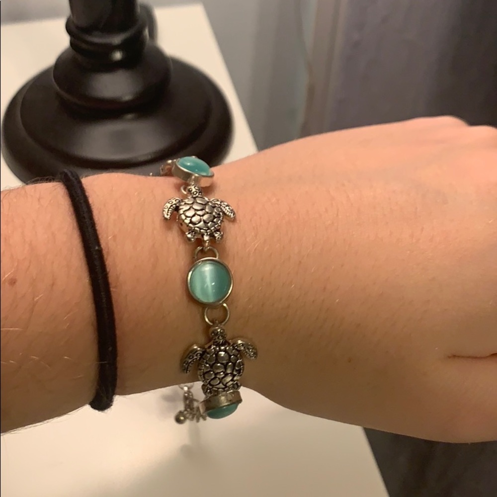 Turtle bracelet - Picture 3 of 3